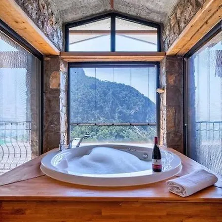 Villa Sleeps 4, Spacious Lux With Private Pool Awz 275 *