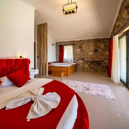 Sleeps 4, Spacious Lux With Private Pool Awz 275 Fethiye